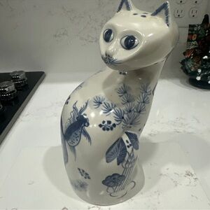 Vintage Cobalt Blue and White Chinoiserie Sitting Cat with Koi Fish 8.25” Tall
